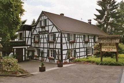Hotel Meyer Kürten Exteriör bild